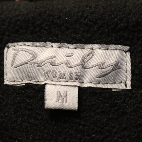 Daily Women Black Fleece Jacket #450 - Picture 3 of 6